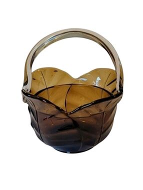 Vintage Viking Hand Made Amber Leaf Clear Handle Collectable Glass Bowl